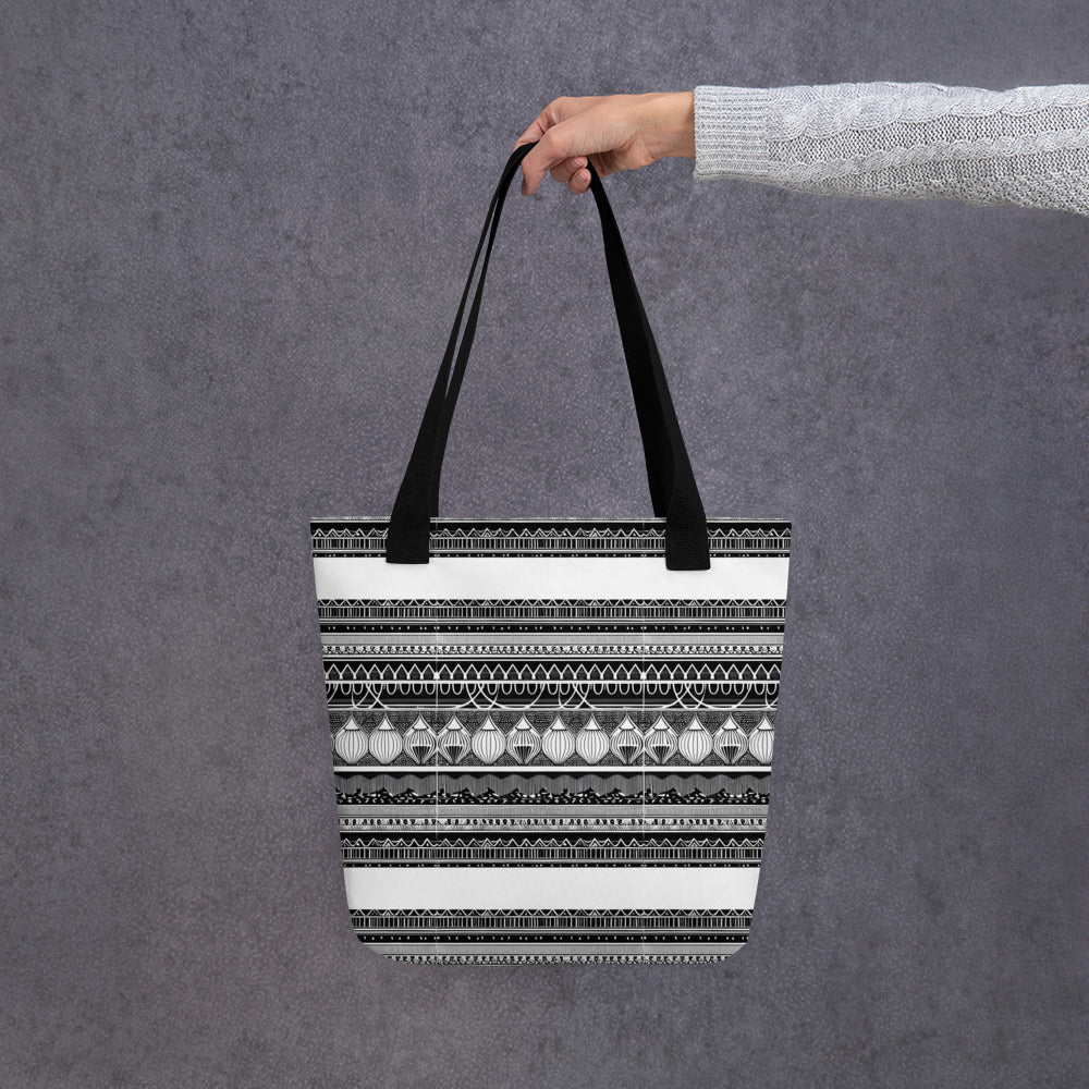 B&W Decorations Tote bag