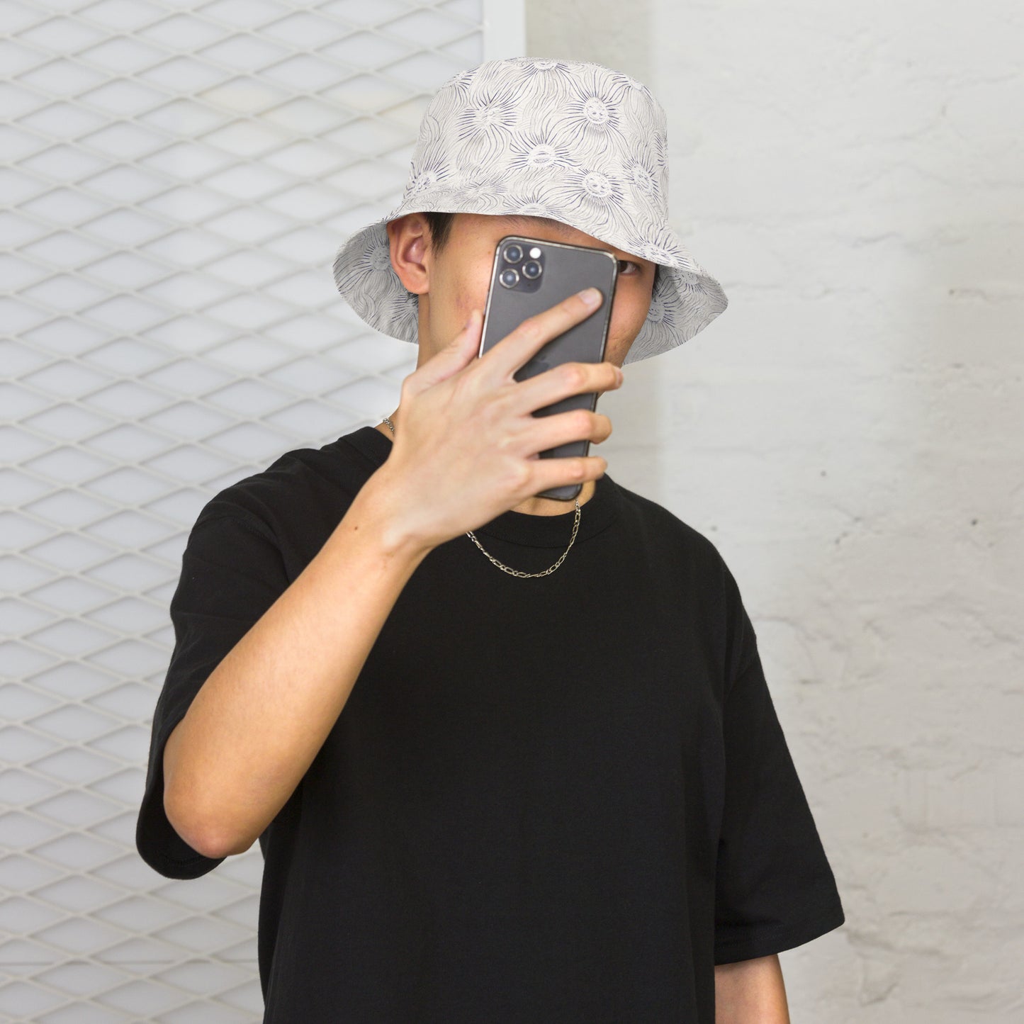 Winter Sun Reversible bucket hat