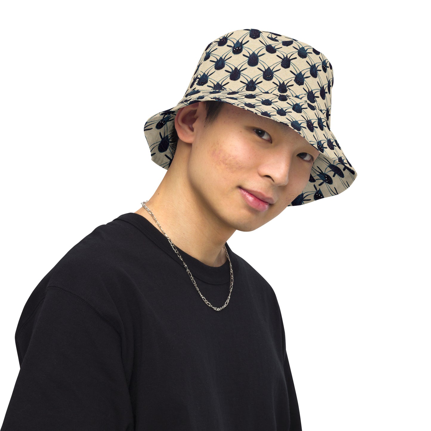 Spider Weave Reversible bucket hat