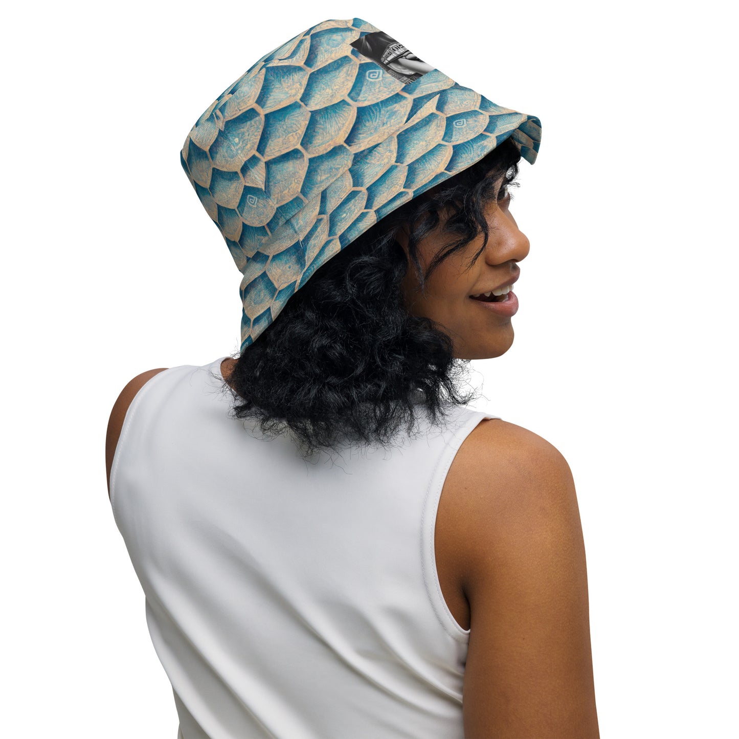 Seafoam Scales Reversible bucket hat