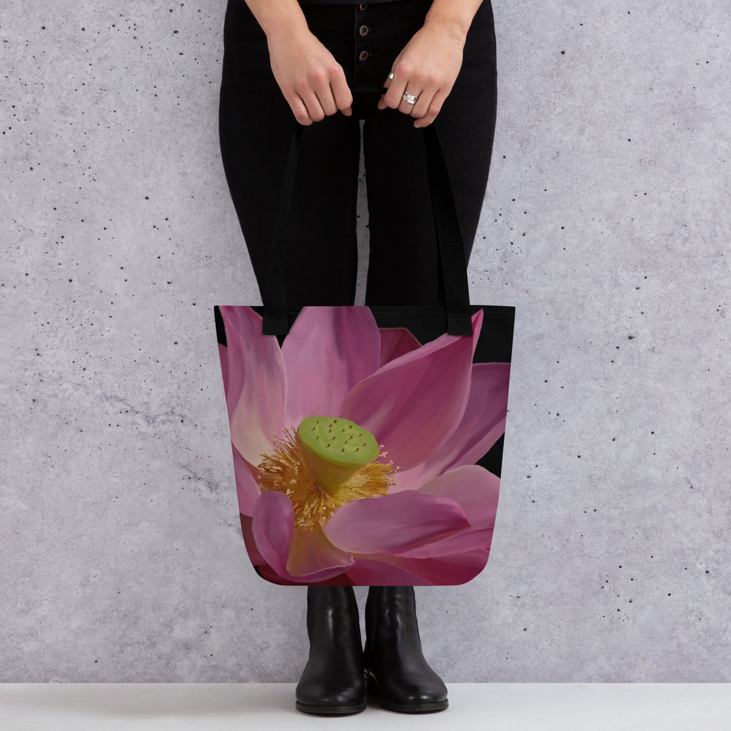 Lunai’s Lotus Tote bag