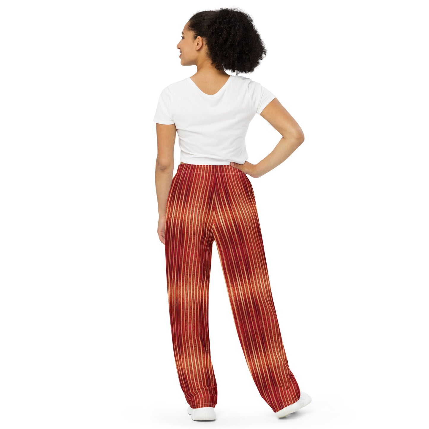 Intricate Carmine Women’s wide-leg pants