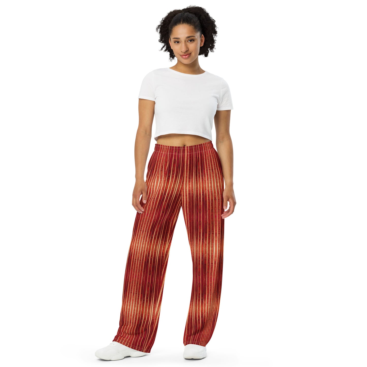 Intricate Carmine Women’s wide-leg pants