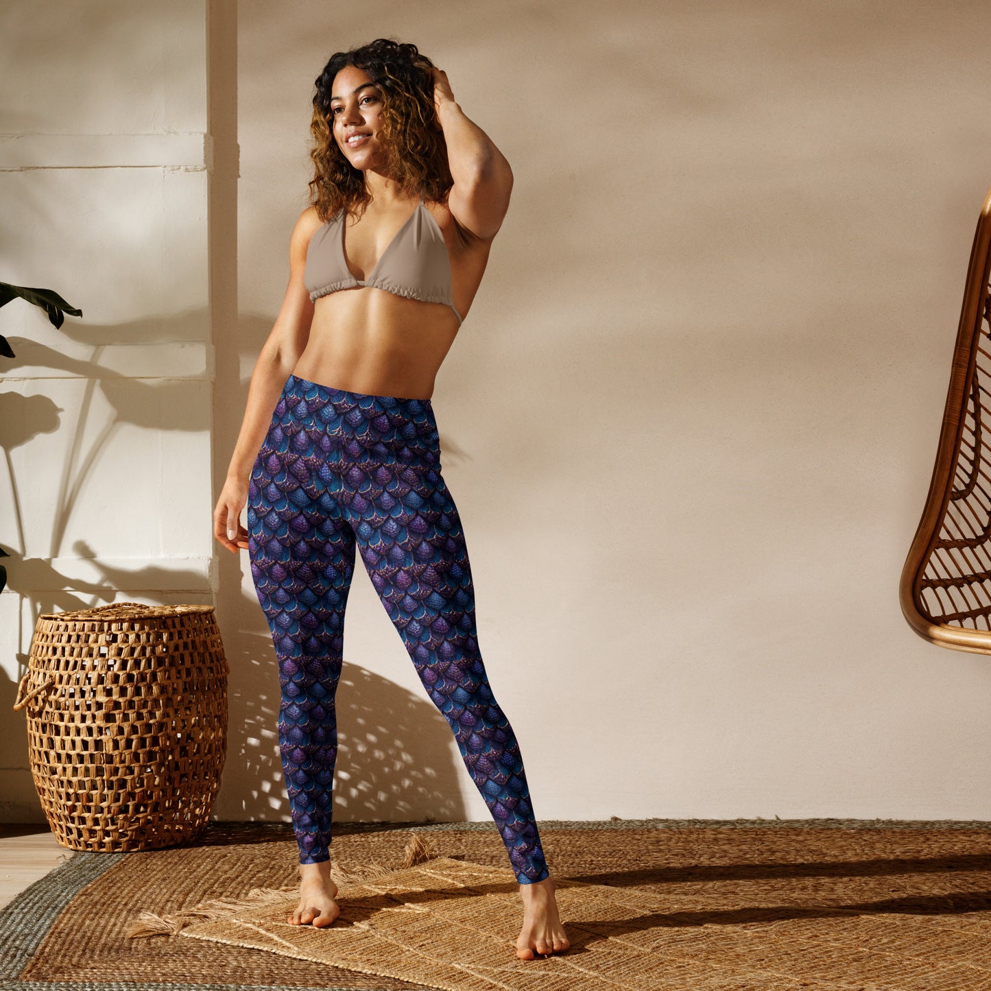 Luminosa, the Radiant Amethyst Drakon Yoga Leggings