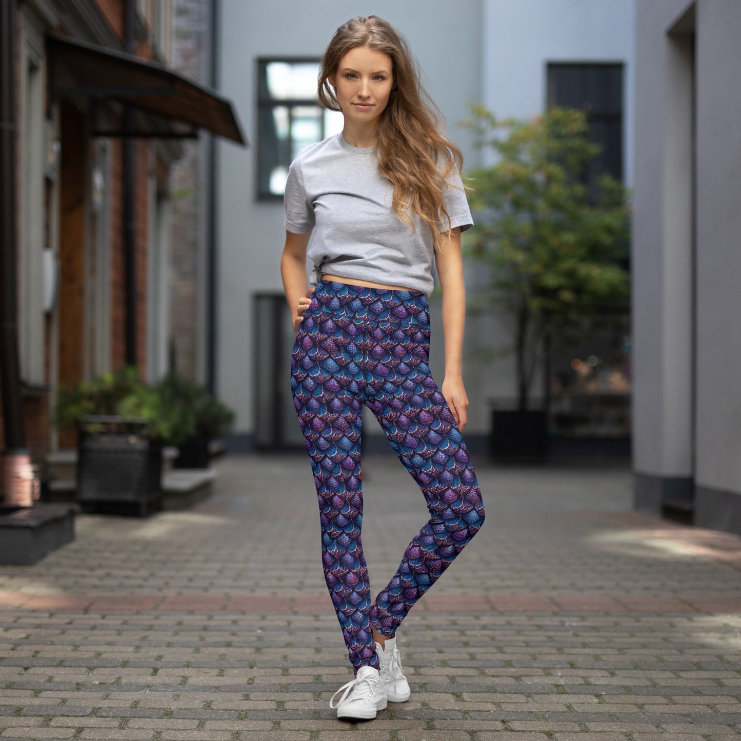 Luminosa, the Radiant Amethyst Drakon Yoga Leggings