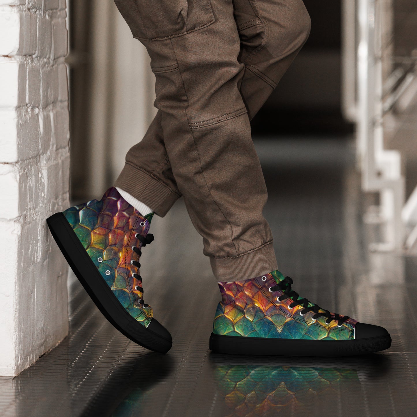 Prismijimmy, the Rainbow Guardian Dragon Men’s high top canvas shoes