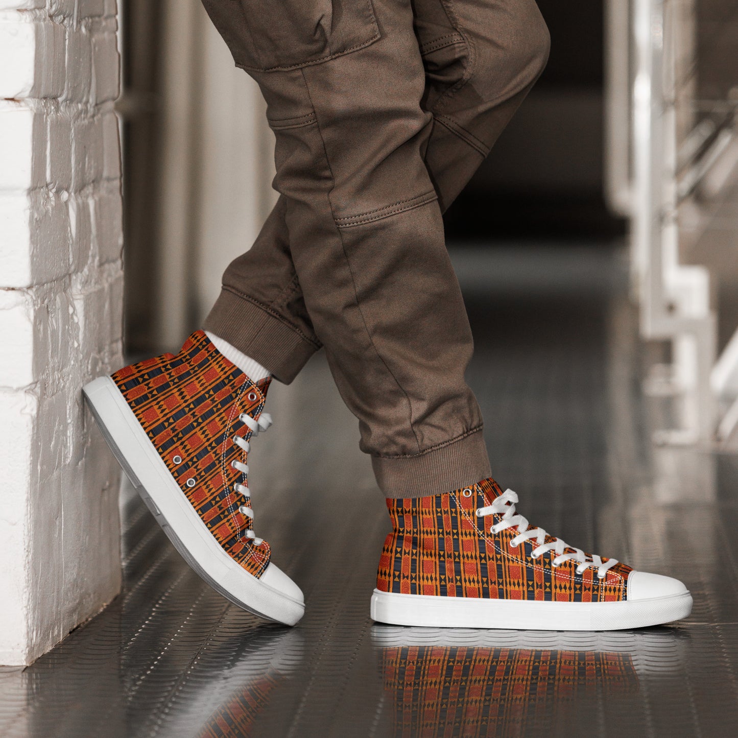 Maasai Stripe Mirage Men’s high top canvas shoes