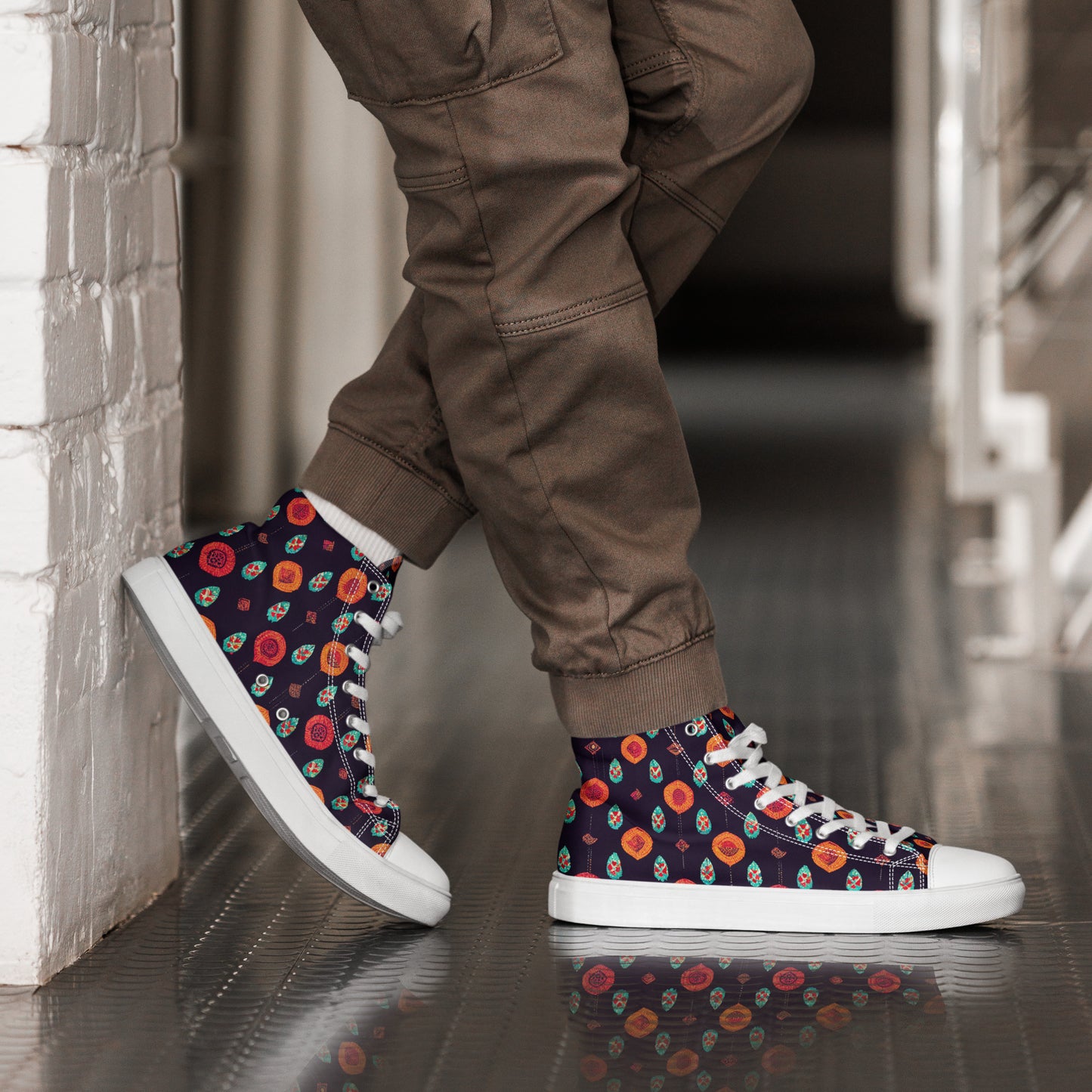 Free Spirited Flora Men’s high top canvas shoes