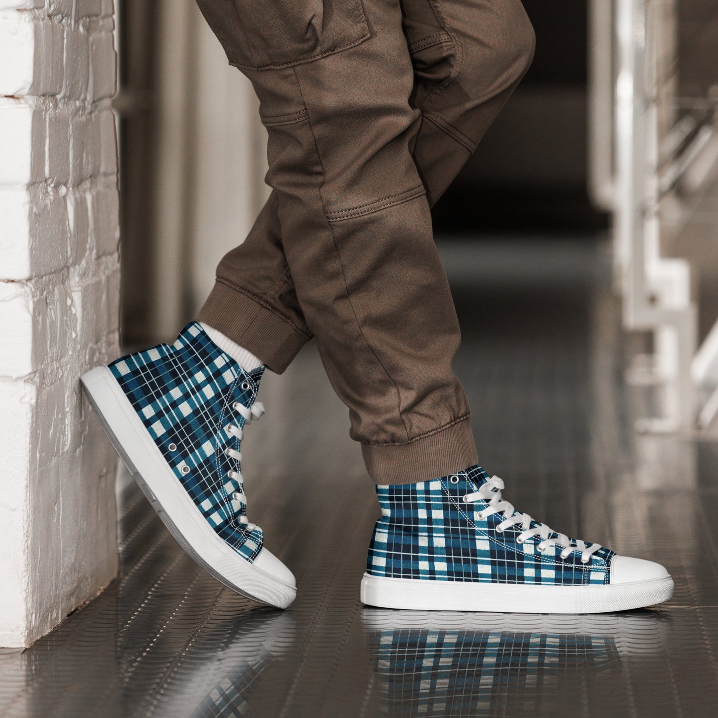 Highland Heritage Plaid Men’s high top canvas shoes