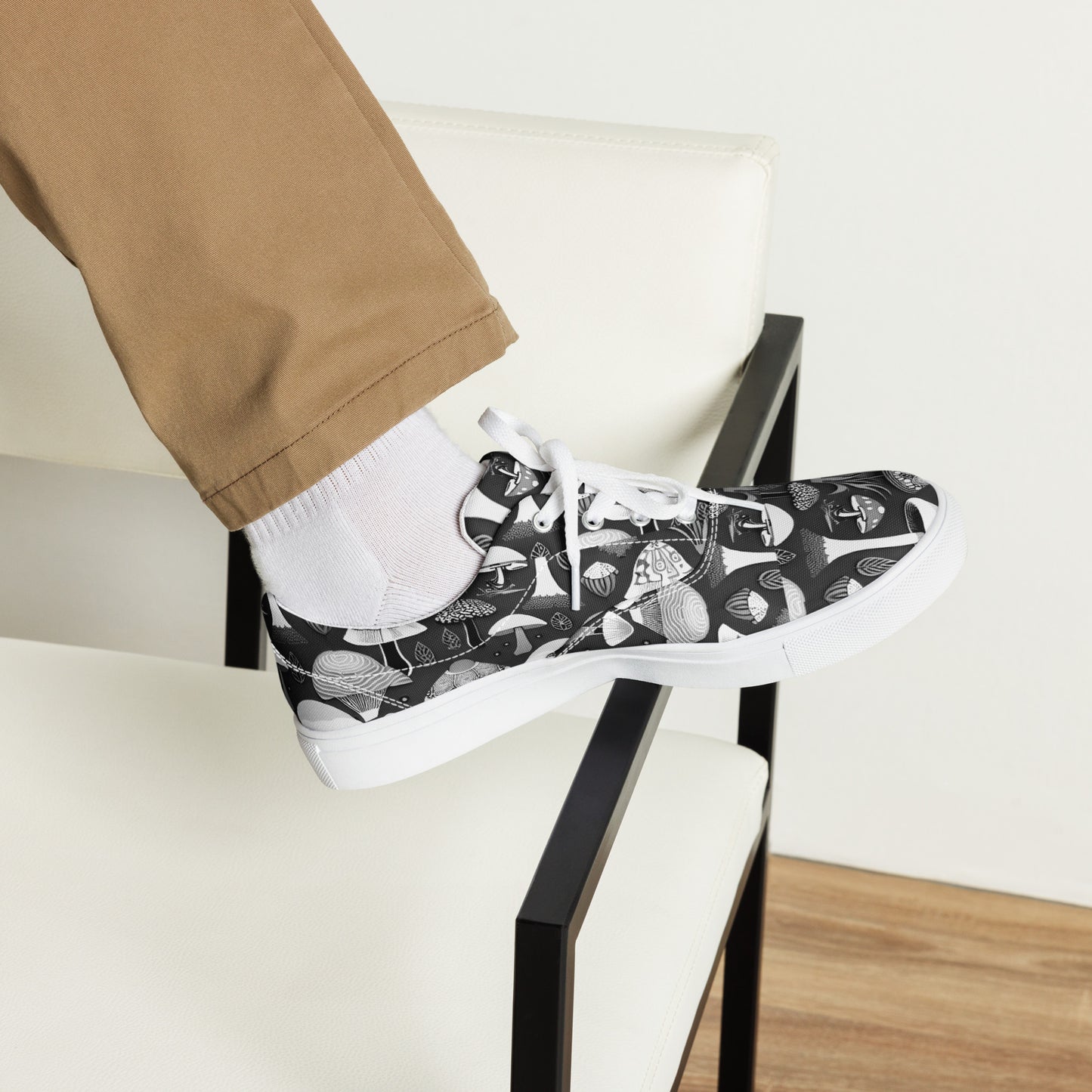 Whimsical Mushrooms in B&W Men’s lace-up canvas shoes