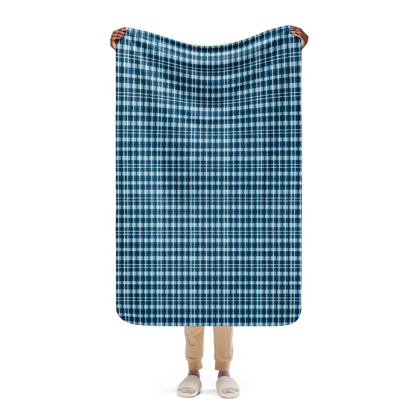 Scotsman’s Skyward Plaid Sherpa blanket