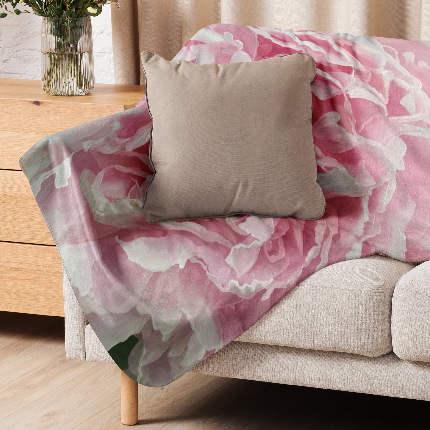 Cloey’s Peony Sherpa blanket