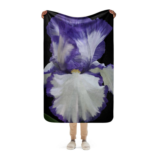 Joanne’s Iris Sherpa blanket