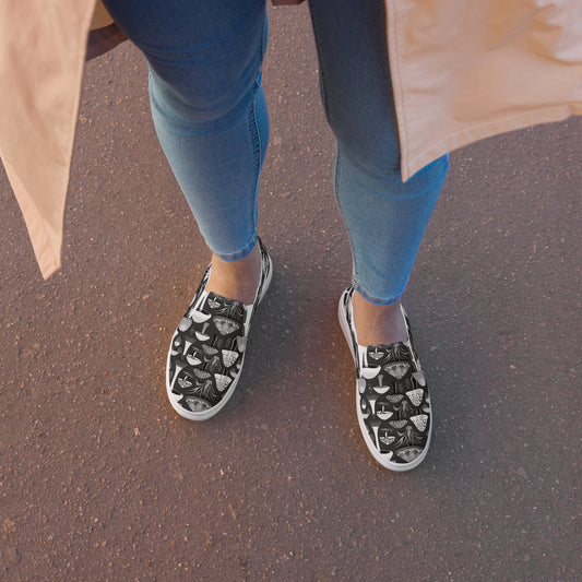 Whimsical Mushrooms in B&W Women’s slip-on canvas shoes